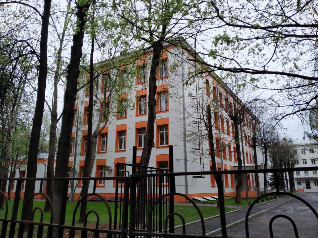 Домовая церковь Луки (Войно-Ясенецкого) при Реабилитационно-образовательном центре №76, Головинский (Северный административный округ (САО), г. Москва). фасады, здание центра