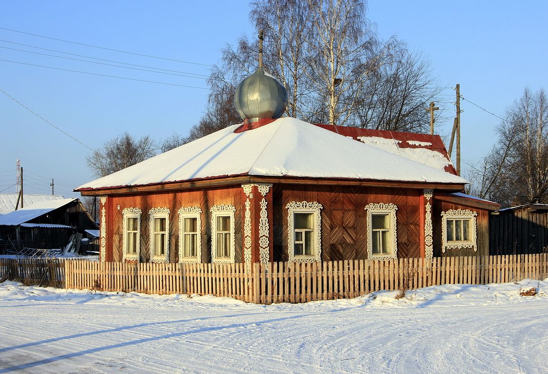 Бисерово. Молельный дом. фасады