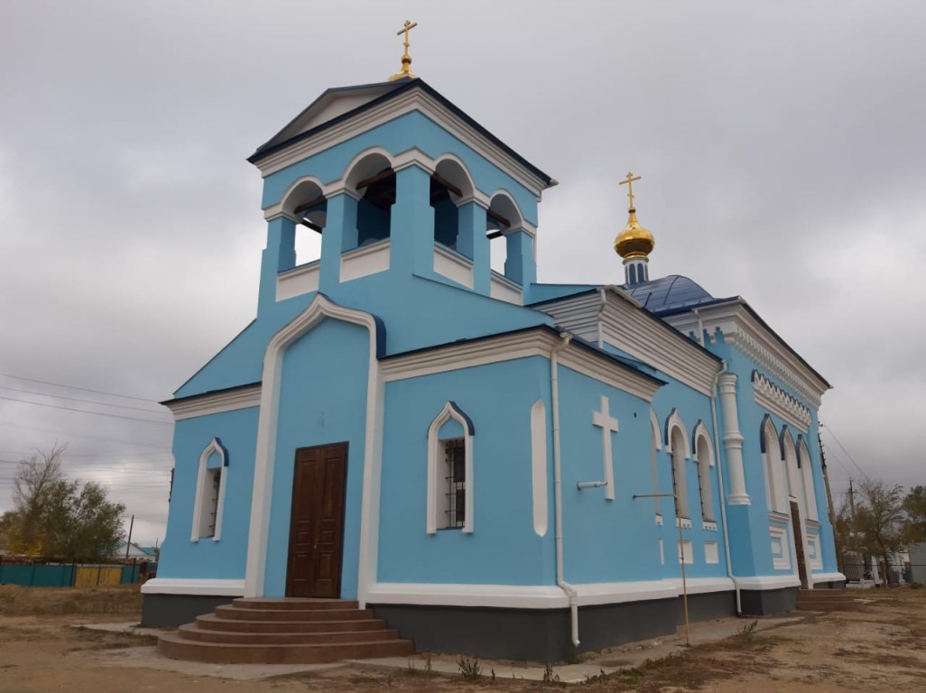 Церковь Успения Пресвятой Богородицы, Темир (Актюбинская область, Казахстан). фасады