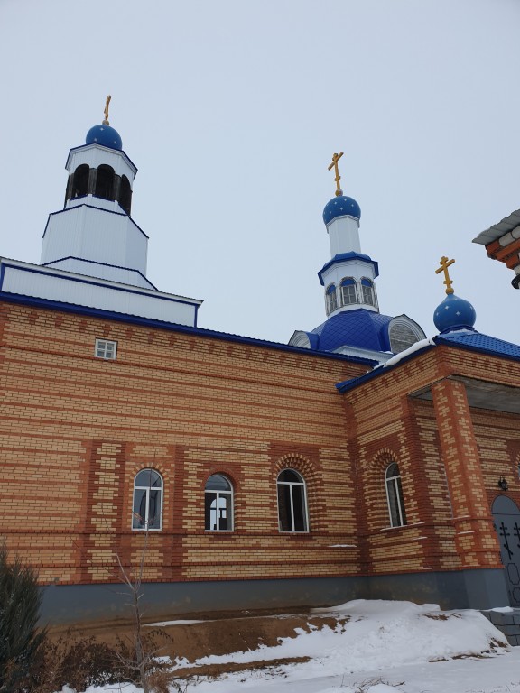 Церковь Успения Пресвятой Богородицы, Большой Чаган (Западно-Казахстанская область, Казахстан). фасады