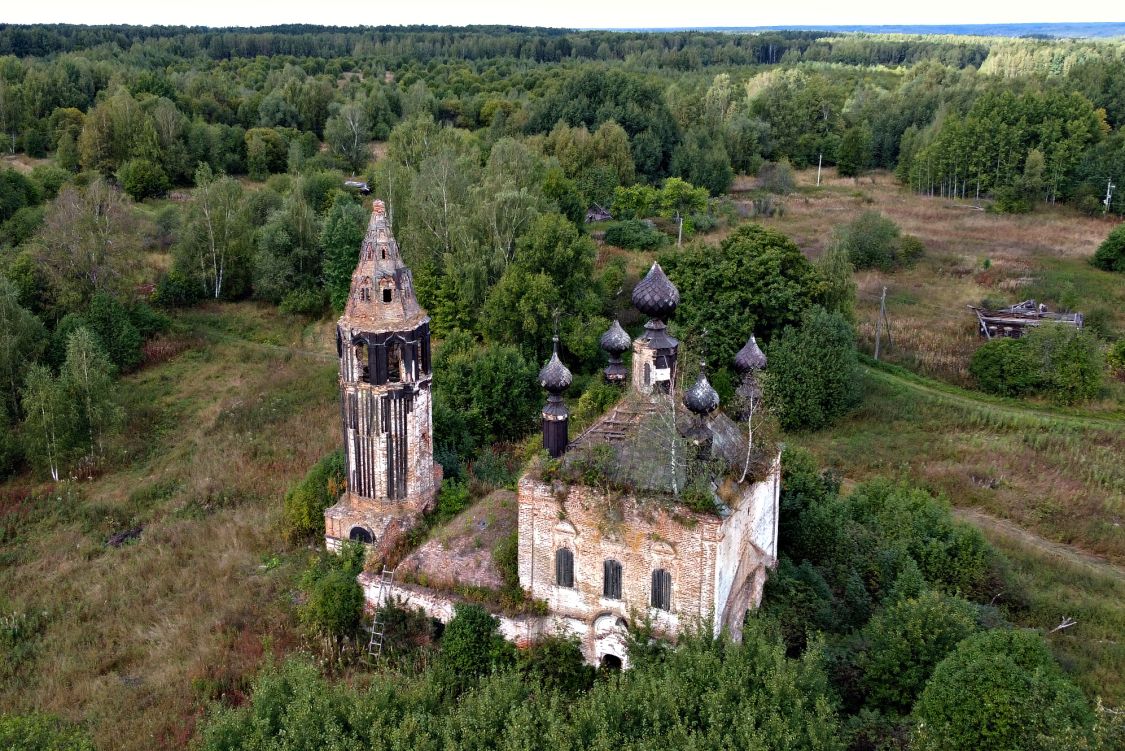 Церковь Троицы Живоначальной, Исупово (Сусанинский район, Костромская область). фасады
