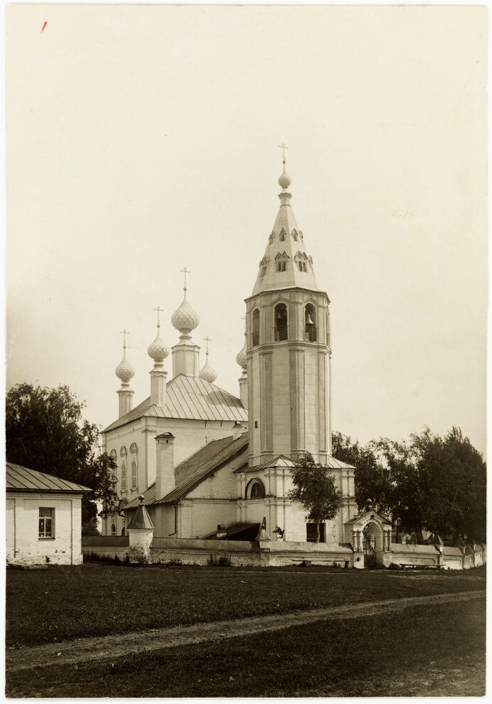 Фото Кларка В. Н. 1909-1910 гг. из фондов Костромского музея-заповедника. (ГК № 66542771), архивная фотография. Церковь Троицы Живоначальной, Исупово (Сусанинский район, Костромская область)