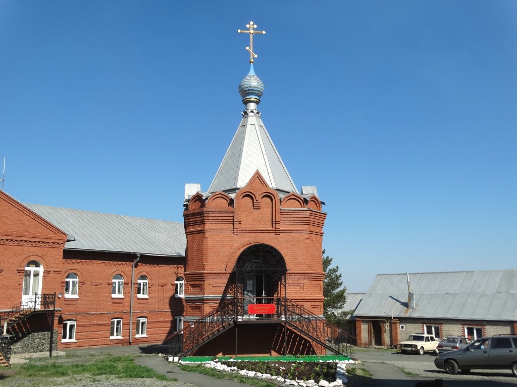 Орск. Часовня Серафима Саровского. фасады