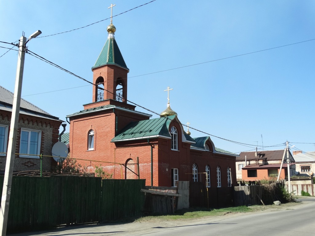 Орск. Церковь Арсения, епископа Уральского и Оренбургского. фасады