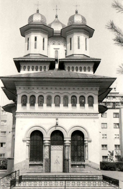 Бакэу. Церковь Георгия Победоносца. архивная фотография, Фото 1970-х годов из приходского архива