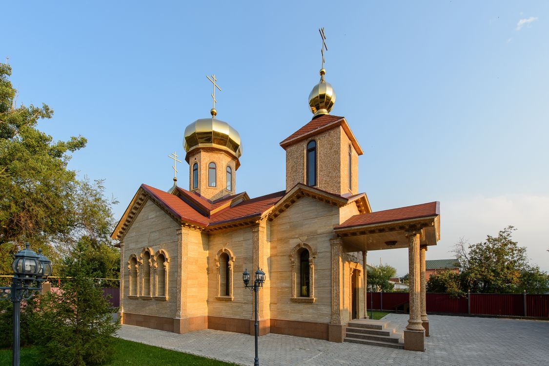 Церковь Троицы Живоначальной, Жалпаксай (Алматинская область, Казахстан). фасады