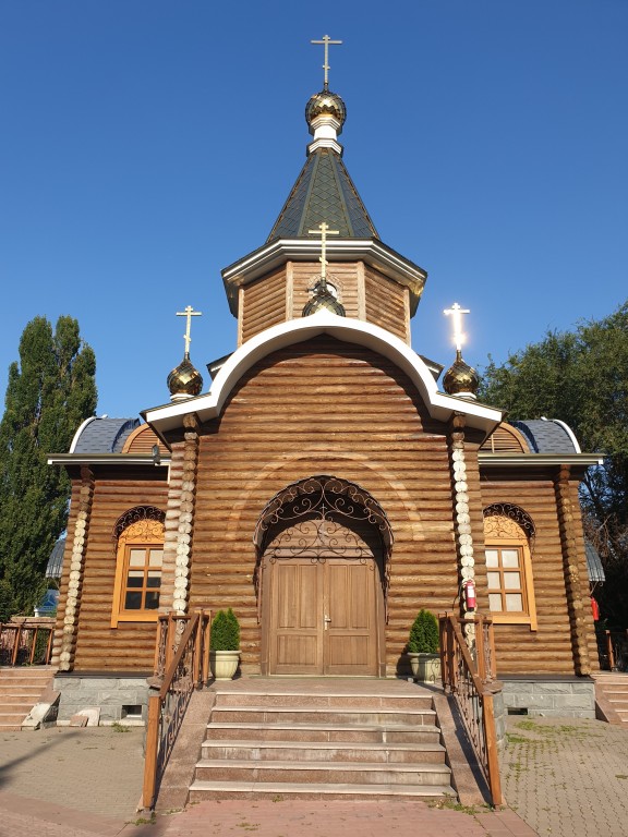 Алматы. Церковь Нины равноапостольной в Акбулаке. фасады