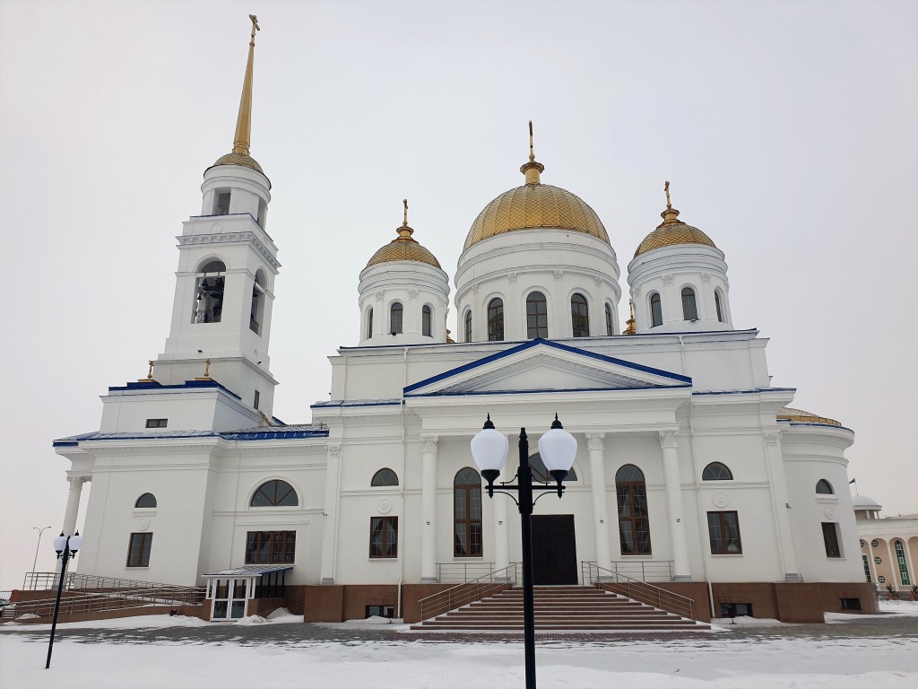 Кафедральный собор Воскресения Христова, Кокшетау (Акмолинская область, Казахстан). фасады