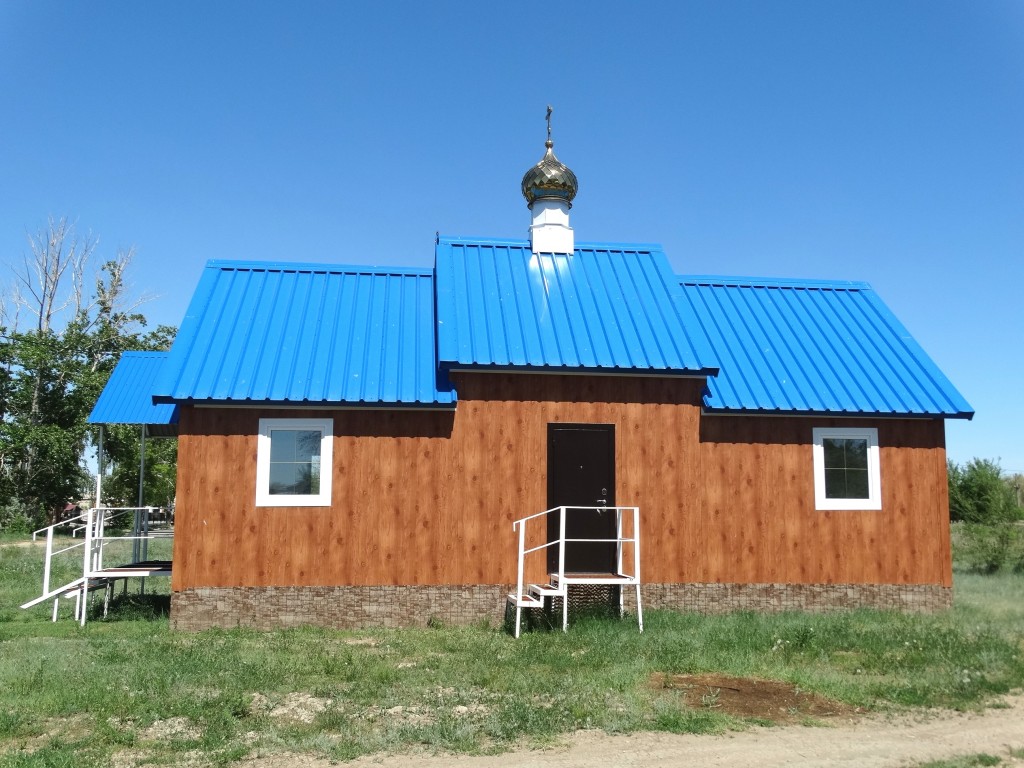 Церковь Покрова Пресвятой Богородицы, Светлый (Светлинский район, Оренбургская область). фасады