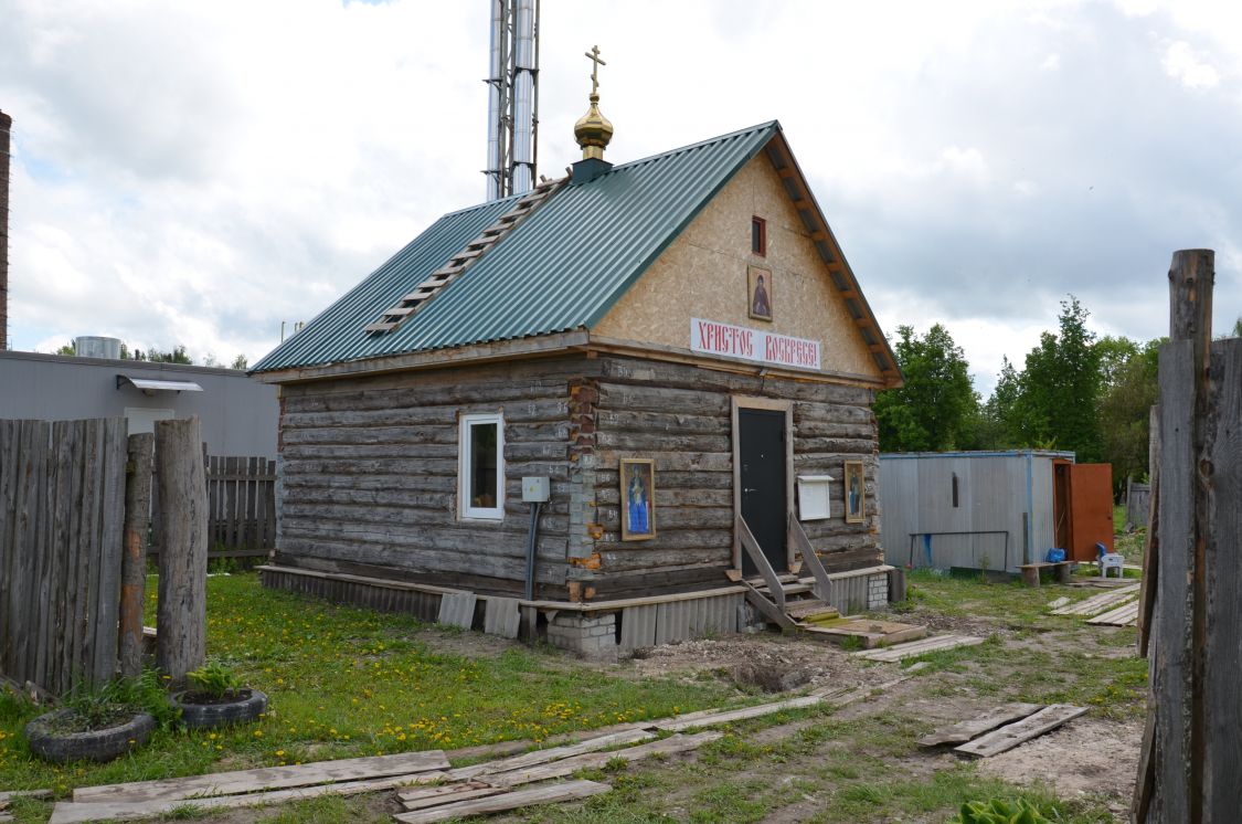 Новые Дарковичи. Церковь Александра Пересвета (временная). фасады