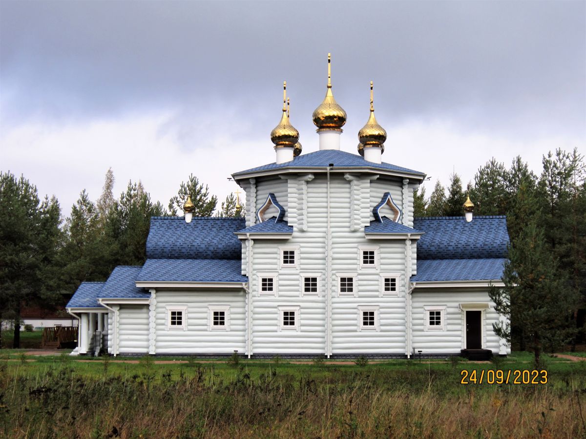 Троицкая Александро-Невская лавра. Скит Андрея Первозванного. Церковь Андрея Первозванного, Коркино (Всеволожский район, Ленинградская область). фасады