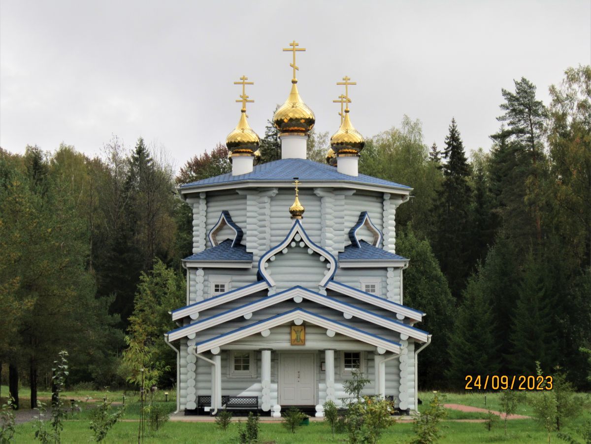 Троицкая Александро-Невская лавра. Скит Андрея Первозванного. Церковь Андрея Первозванного, Коркино (Всеволожский район, Ленинградская область). фасады