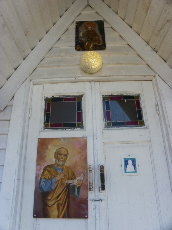 Часовня Троицы Живоначальной, Манихино (Волховский район, Ленинградская область). архитектурные детали