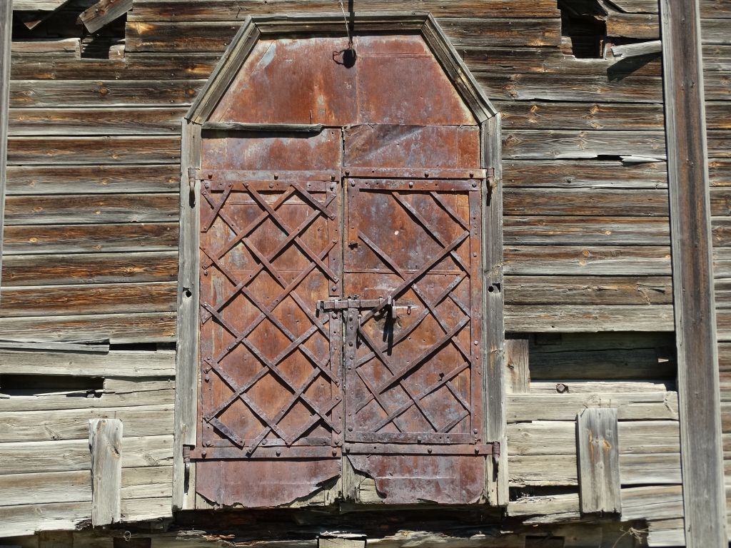 Церковь Николая Чудотворца, Кананикольское (Зилаирский район, Республика Башкортостан). архитектурные детали