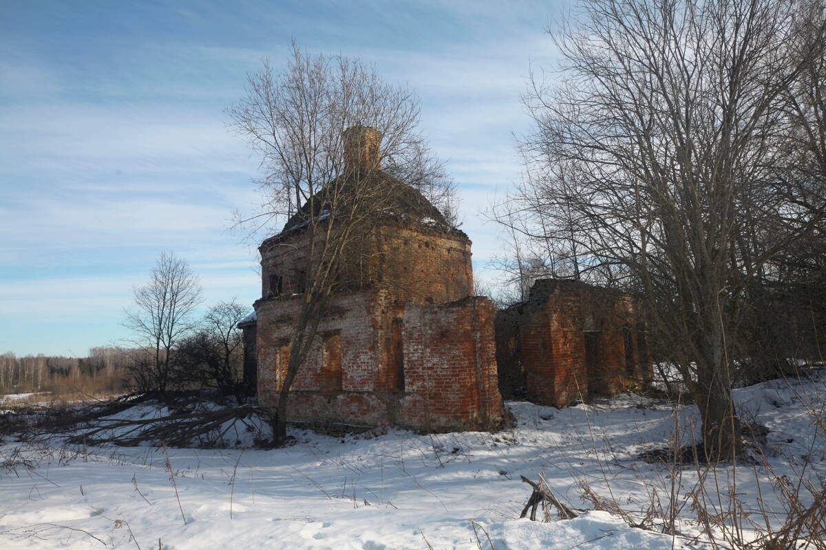 Церковь Покрова Пресвятой Богородицы, Бородатово (Судиславский район, Костромская область). фасады