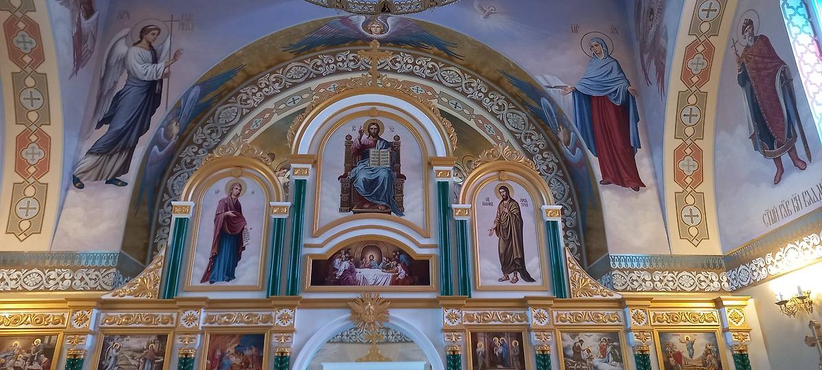 Роспись сделана Художественной мастерской "Исток" г.Волгодонск. наш сайт исток161.рф, интерьер и убранство. Церковь Александра Невского, Потапов (Волгодонской район и г. Волгодонск, Ростовская область)