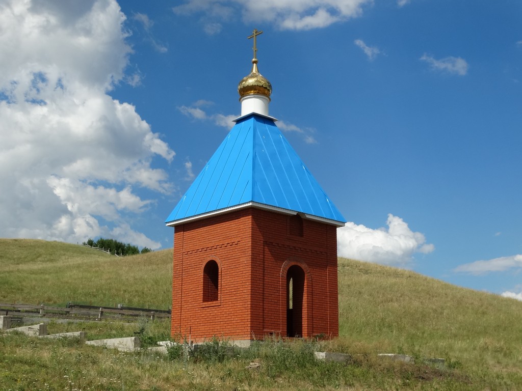 Неизвестная кладбищенская часовня (строящаяся), Таштамак (Аургазинский район, Республика Башкортостан). фасады