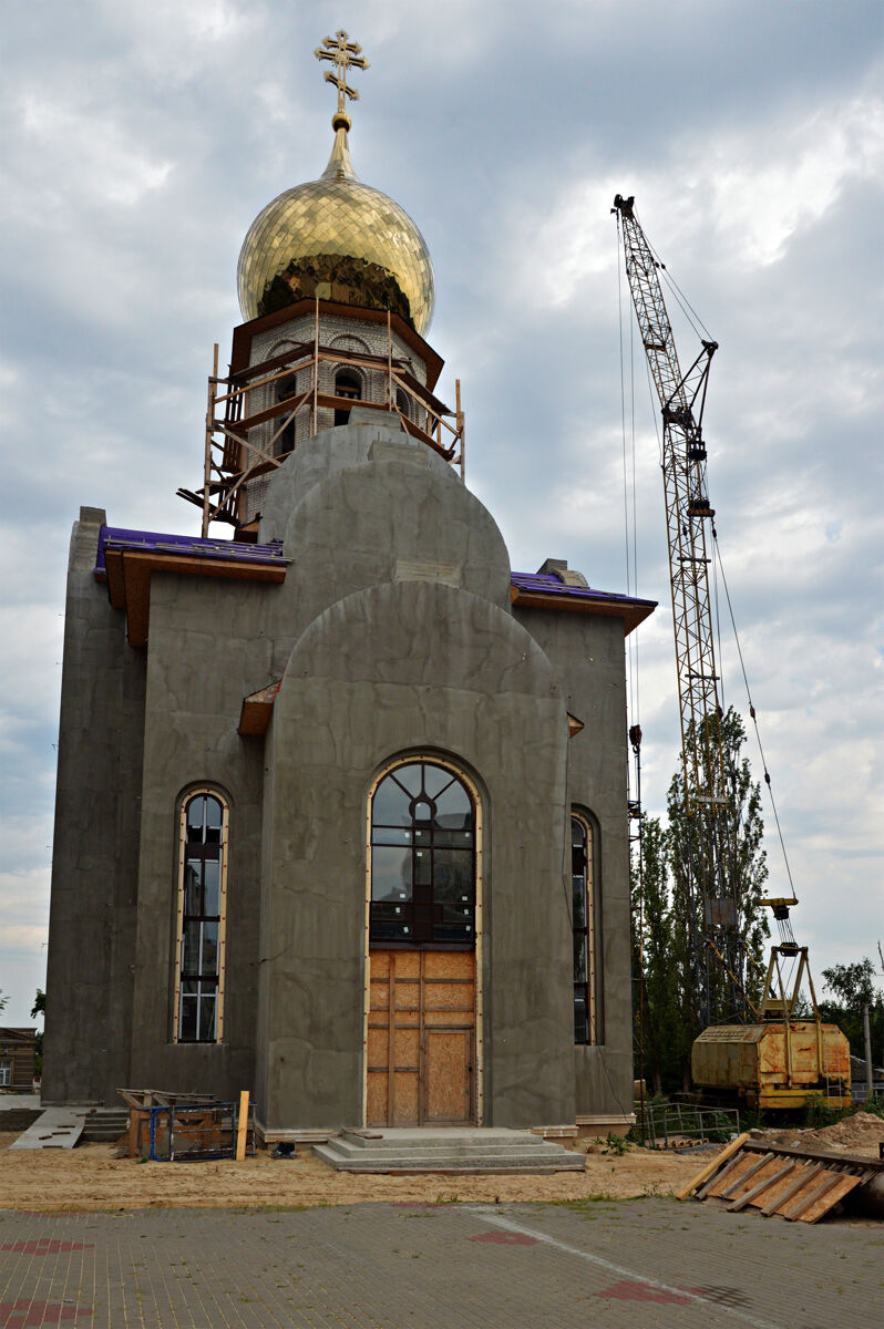 Церковь Троицы Живоначальной (строящаяся), Бобров (Бобровский район, Воронежская область). фасады