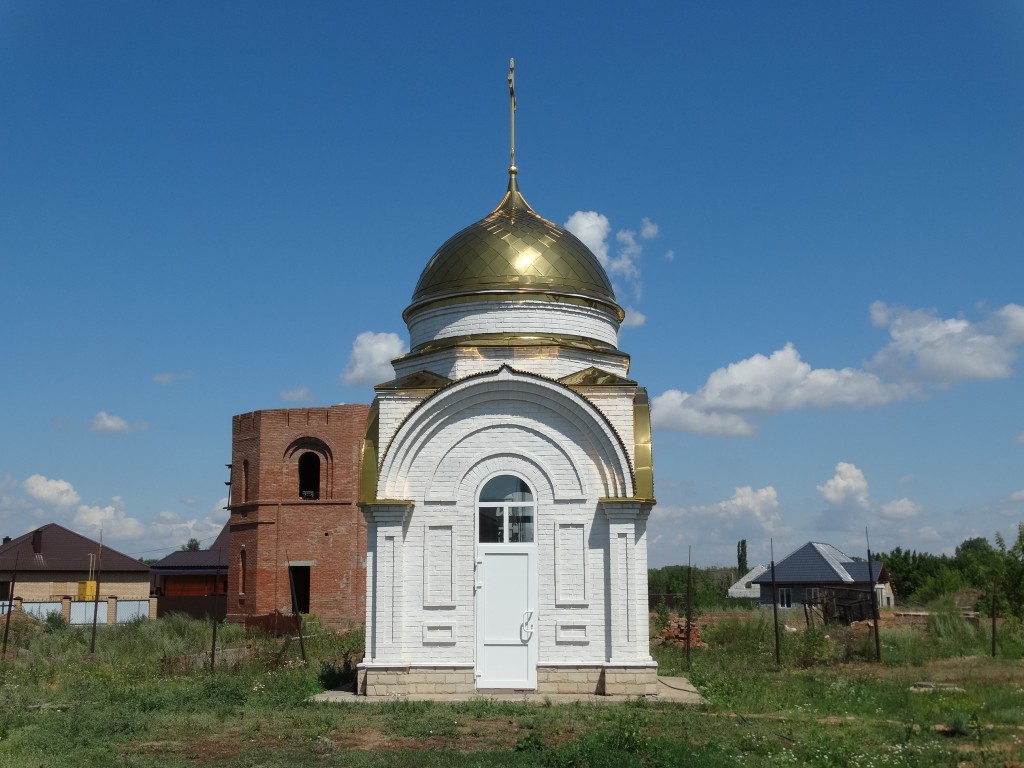 Александро-Невская Обитель милосердия. Водосвятная часовня Пантелеимона Целителя, Весенний (Оренбургский район, Оренбургская область). фасады