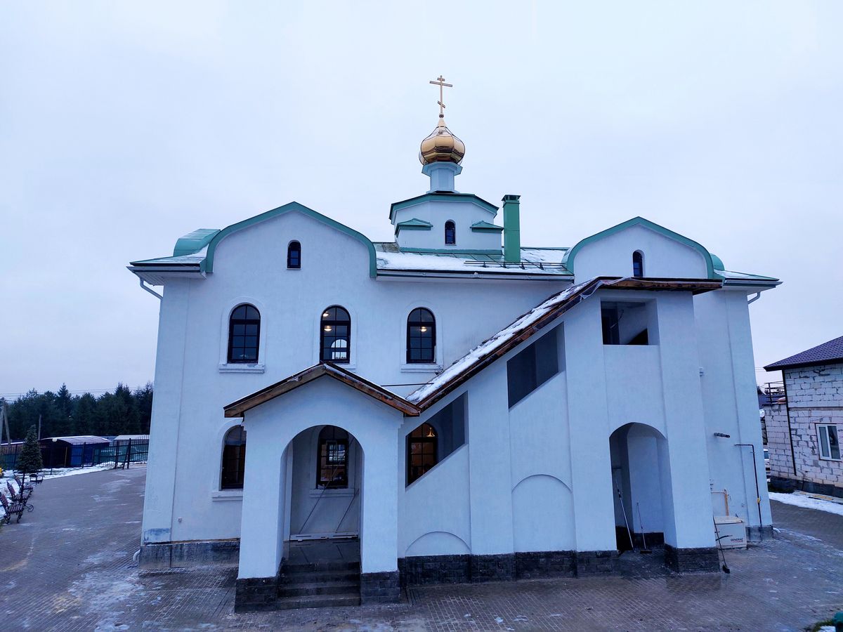 фасады. Церковь Успения Пресвятой Богородицы, Хиттолово (Всеволожский район, Ленинградская область)
