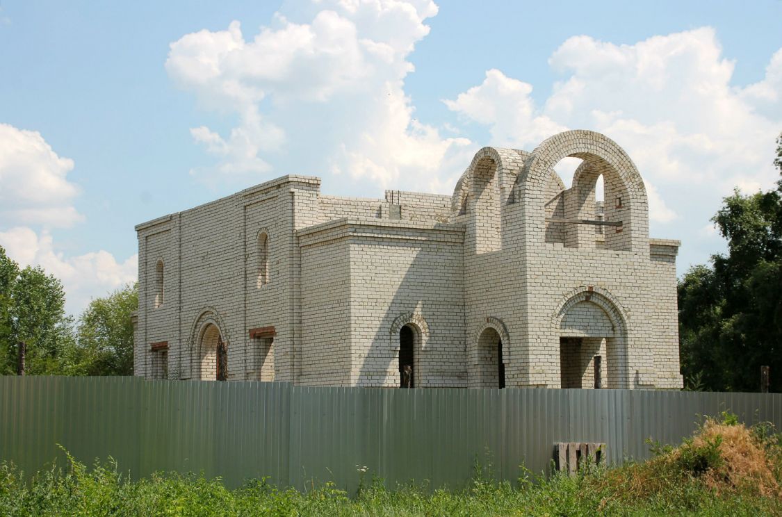 Павловск. Церковь Павла апостола (строящаяся). фасады