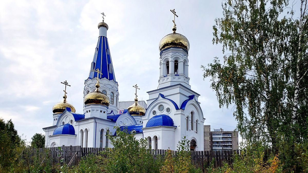 Чусовой. Церковь Покрова Пресвятой Богородицы. фасады