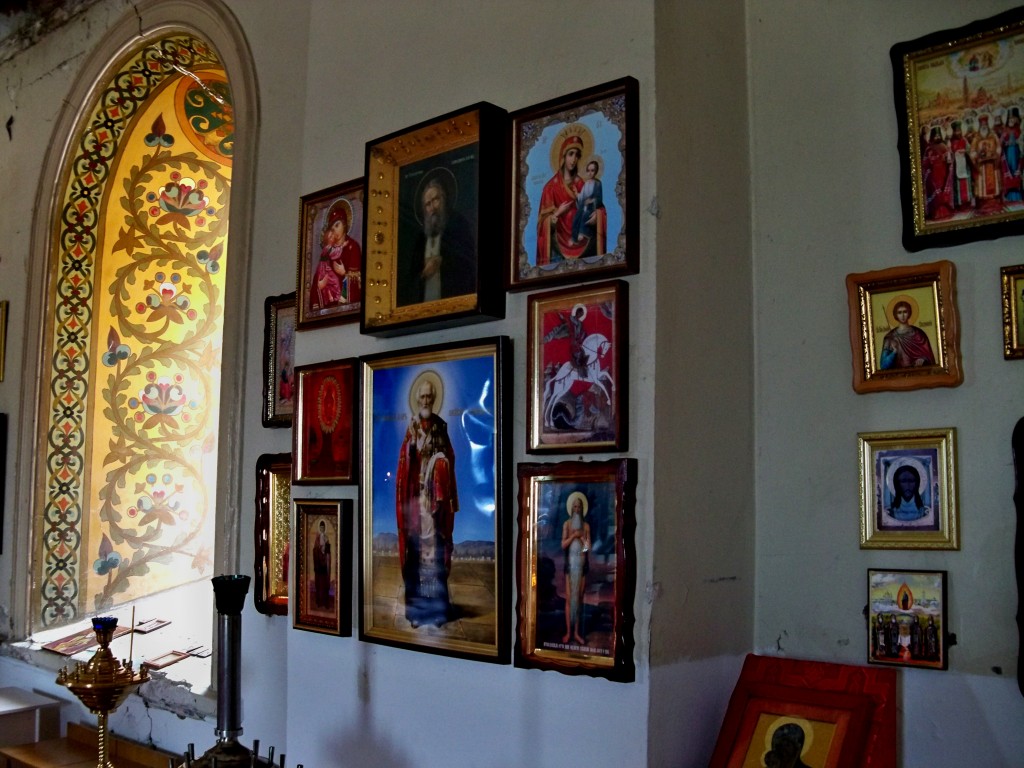 Церковь Петра и Павла, Подворки (Харьковский район, Украина, Харьковская область). интерьер и убранство