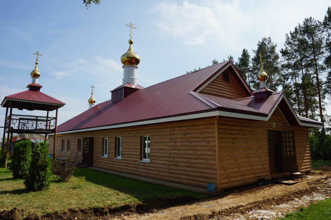 Церковь Луки (Войно-Ясенецкого) при Малопургинской районной больнице, Малая Пурга (Малопургинский район, Республика Удмуртия). фасады