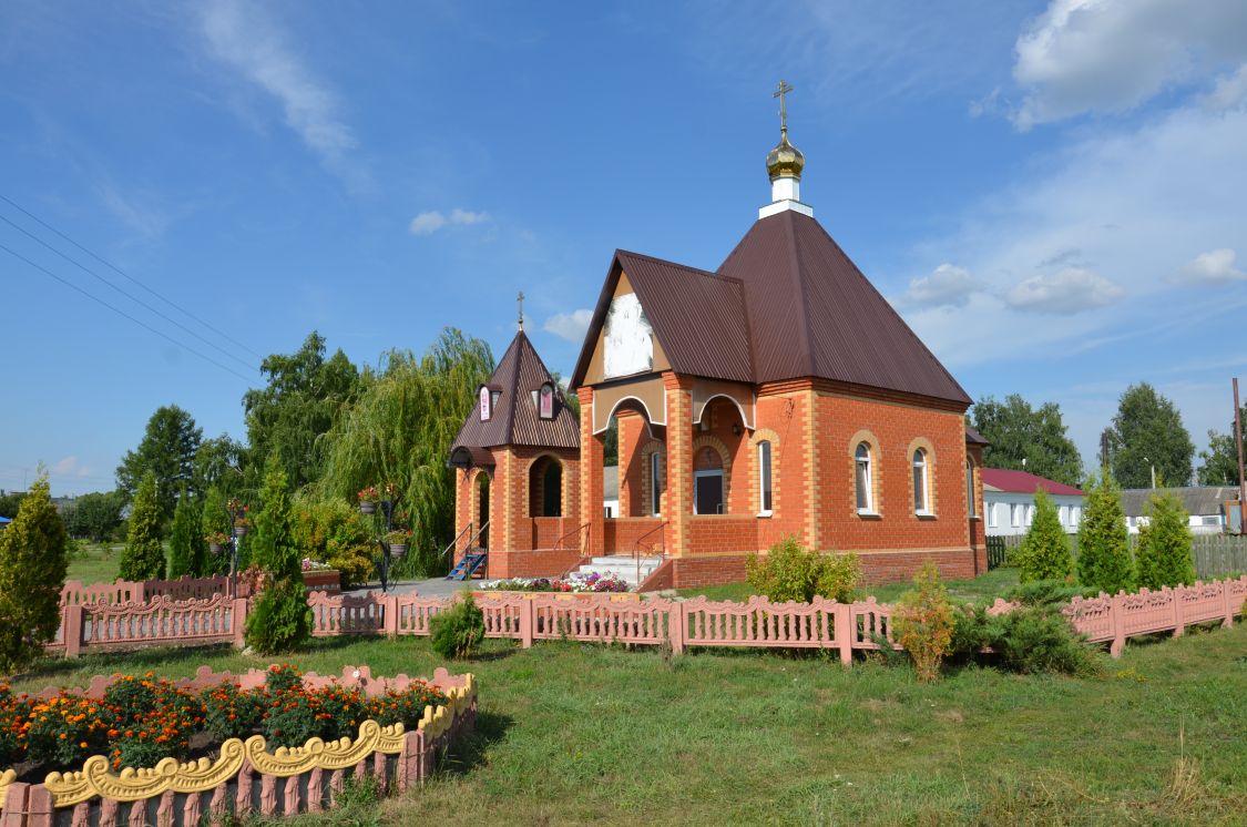 Часовня Никиты мученика, Слобода (Измалковский район, Липецкая область). общий вид в ландшафте