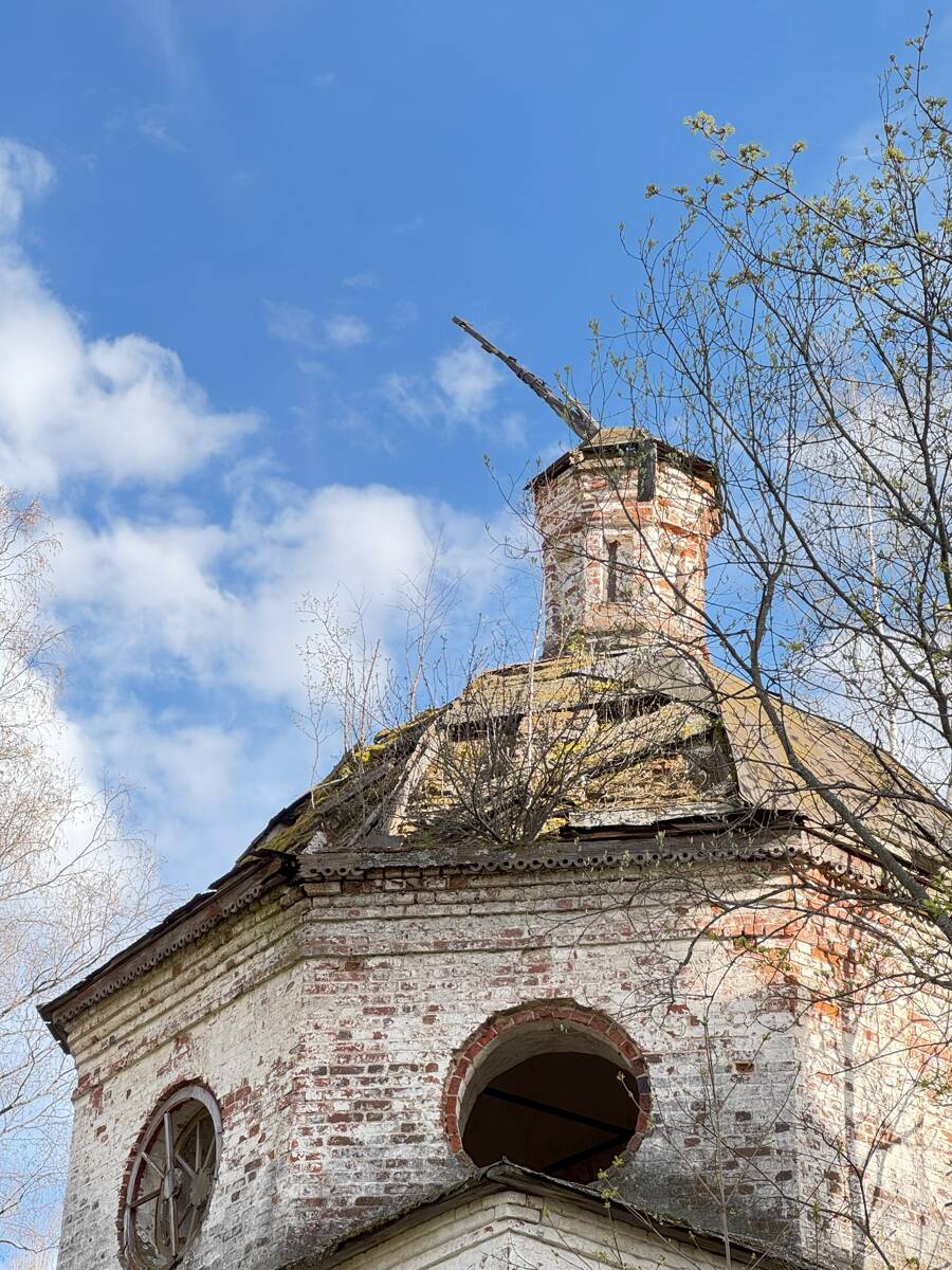 Церковь Смоленской иконы Божией Матери, Сельцо (Судиславский район, Костромская область). архитектурные детали