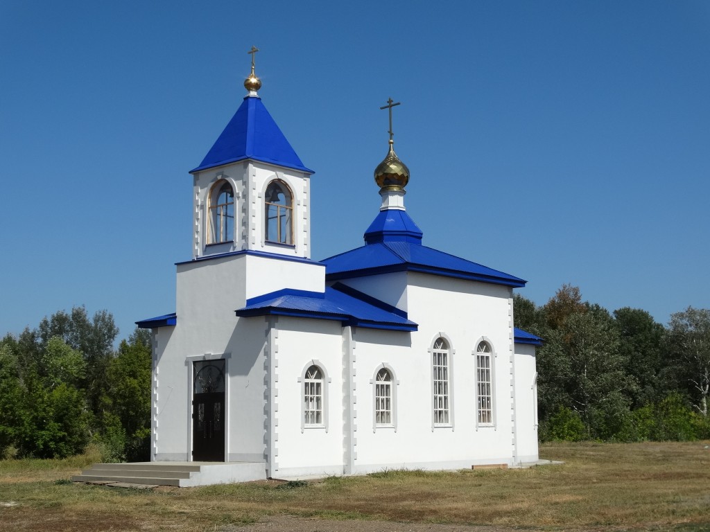 Церковь Покрова Пресвятой Богородицы, Никольское (Оренбургский район, Оренбургская область). фасады