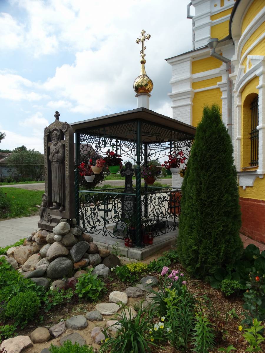 фасады. Часовня-сень над могилой блаженного Миши-Самуила, Троицкая Слобода (Переславский район и г. Переславль-Залесский, Ярославская область)