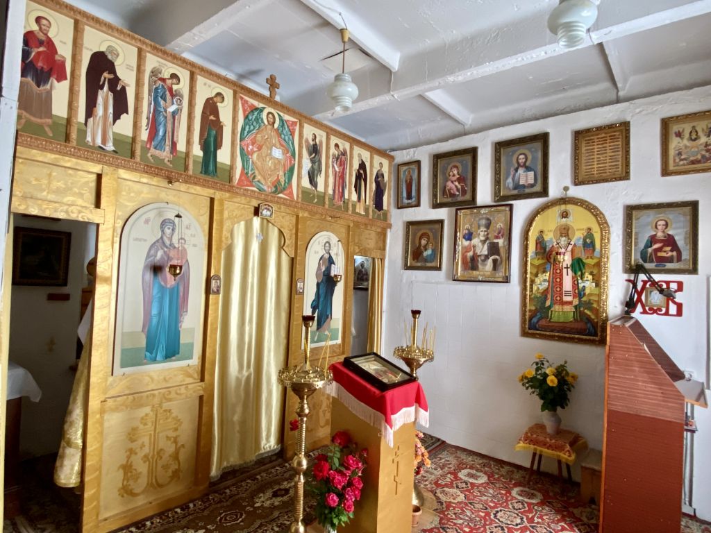 Церковь Порфирия (Гулевича), Запрудное (Алушта, город, Республика Крым). интерьер и убранство, Внутреннее убранство