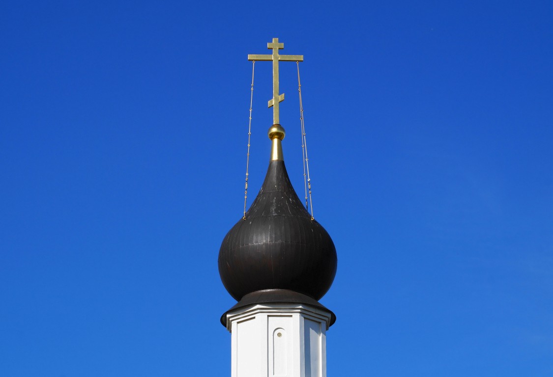 Церковь Александра Невского, Чертково (Селивановский район, Владимирская область). архитектурные детали, Глава и крест
