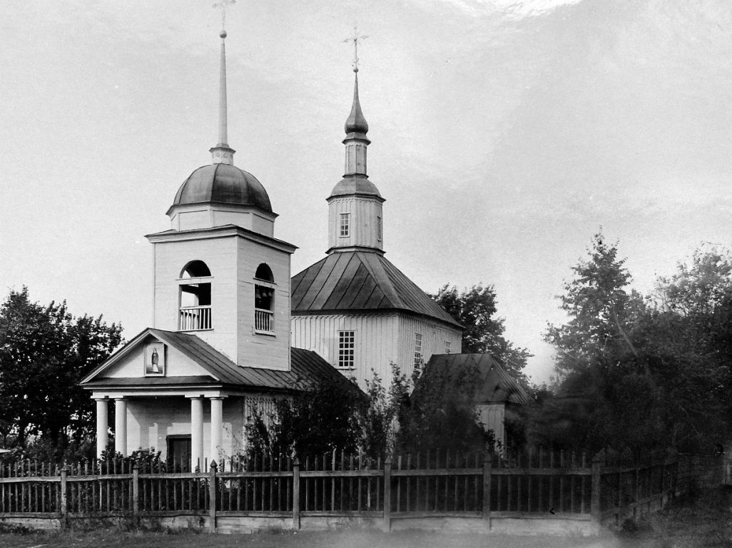 Церковь Варвары великомученицы, Новгород-Северский (Новгород-Северский район, Украина, Черниговская область). архивная фотография, Частная коллекция. Фото 1900-х годов
