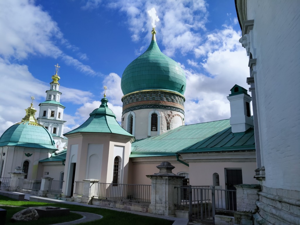 Воскресенский Новоиерусалимский монастырь. Часовня Успения Пресвятой Богородицы, Истра (Истринский городской округ и ЗАТО Восход, Московская область). фасады