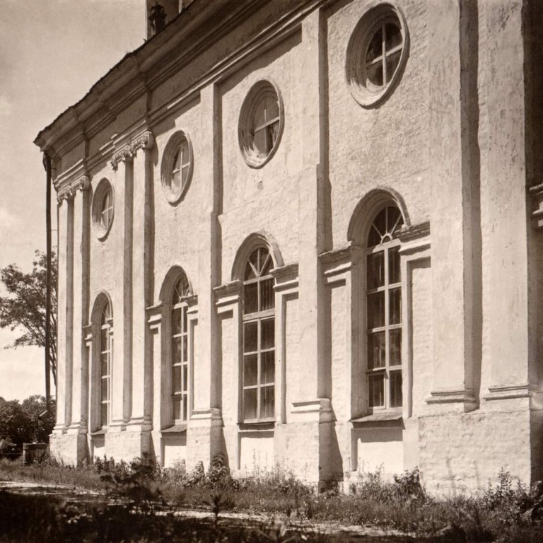 Бабаи. Церковь Михаила Архангела (утраченная). архивная фотография, Боковой фасад. Частная коллекция. Фото 1910-х годов