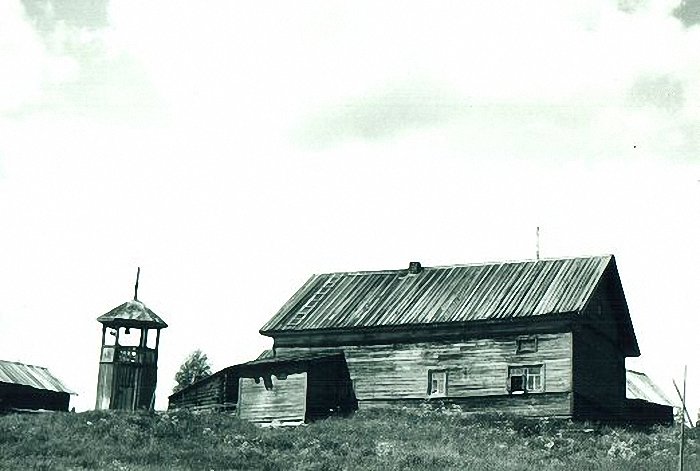 Амбурское, урочище. Моленная Амбурского старообрядческого скита. архивная фотография, Фото 1967 года из фондов Северодвинского городского краеведческого музея. Автор Л.Ф. Добрынин