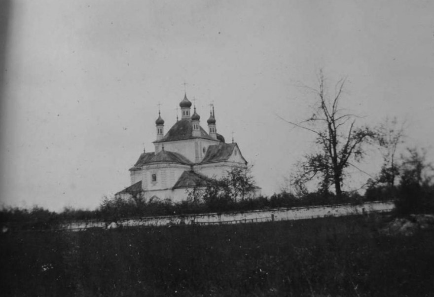 Храм Воздвижения Креста в Тверской области