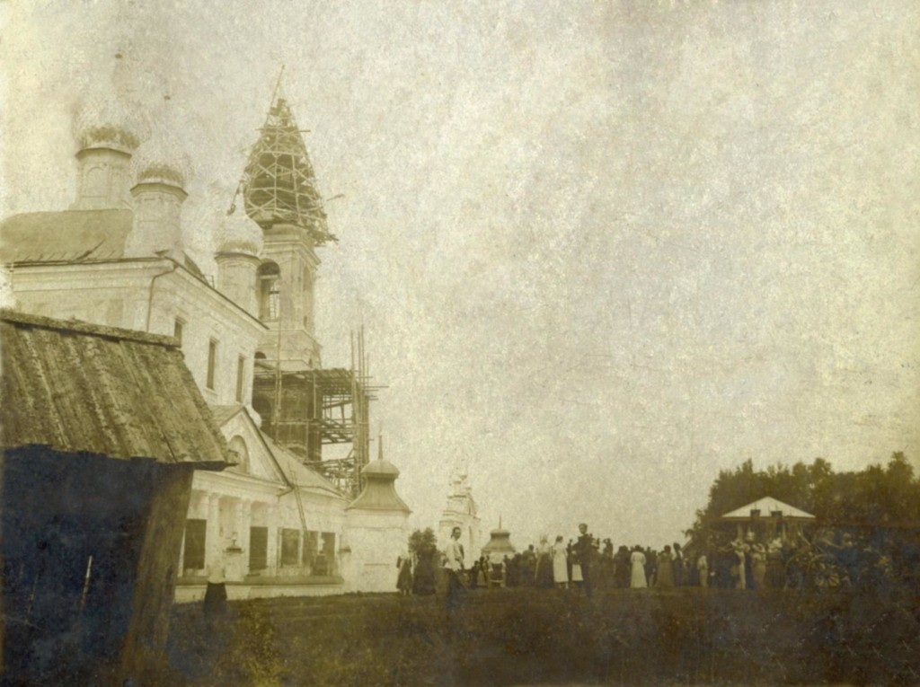Церковь Илии Пророка (старая), Ивановское (Борисоглебский район, Ярославская область). архивная фотография, старый храм с сайта http://iliia.cerkov.ru/main-page/