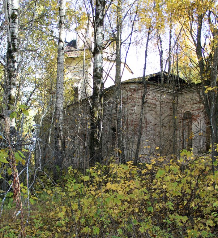 Воча (Пятница-Воча), урочище. Церковь Воскресения Христова. фасады, Церковь Воскресения Христова