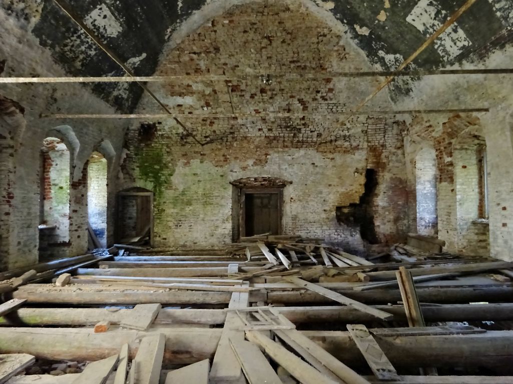 Церковь Воскресения Христова, Воча (Пятница-Воча), урочище (Солигаличский район, Костромская область). интерьер и убранство, Церковь Воскресения Христова
