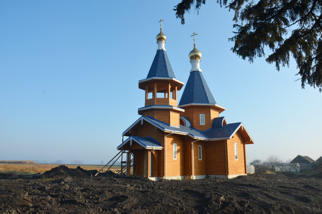 Мариинск храм трехпрестольный храм