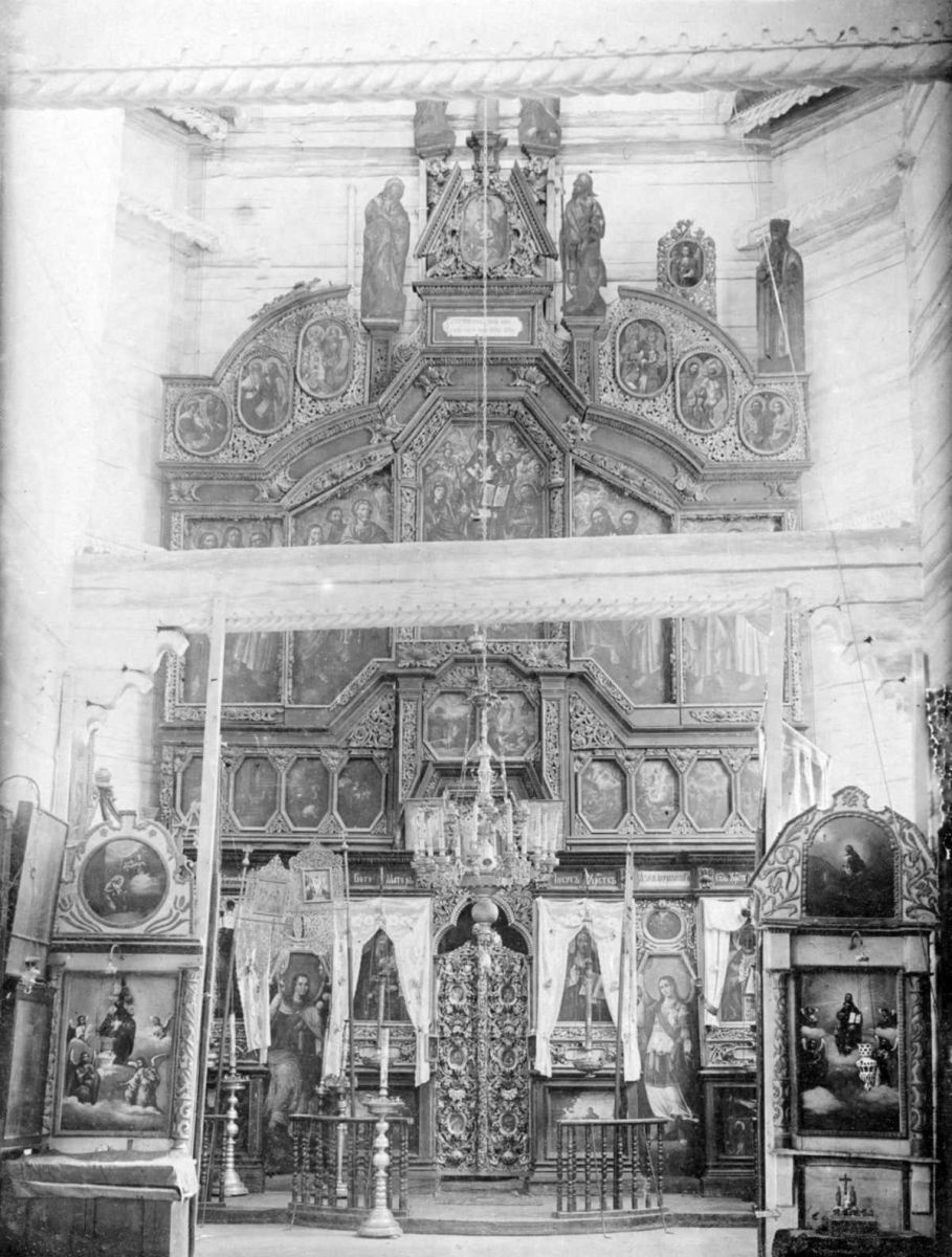 Церковь Николая Чудотворца, Новые Млыны (Нежинский район, Украина, Черниговская область). архивная фотография, Интерьер центральной части. Фото С.А. Таранушенко, 1931 г. Адрес хранения: Институт рукописи Национальной библиотеки Украины им. И. Вернадского