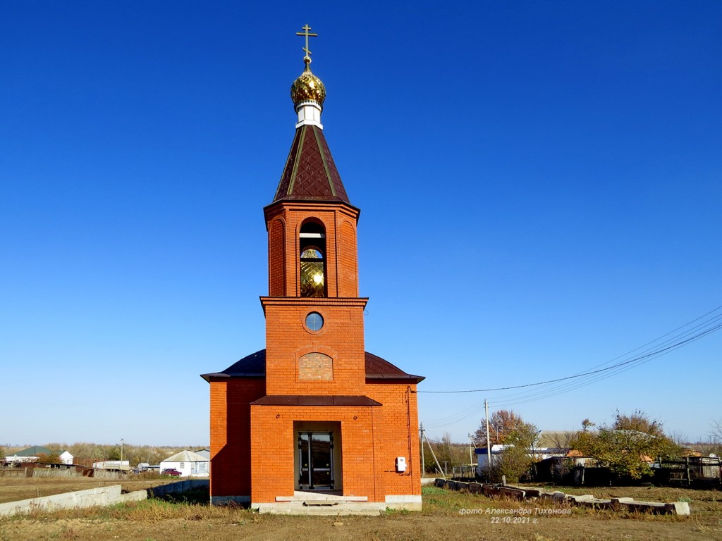 Церковь Иоанна Богослова, Карнауховский (Цимлянский район, Ростовская область). фасады