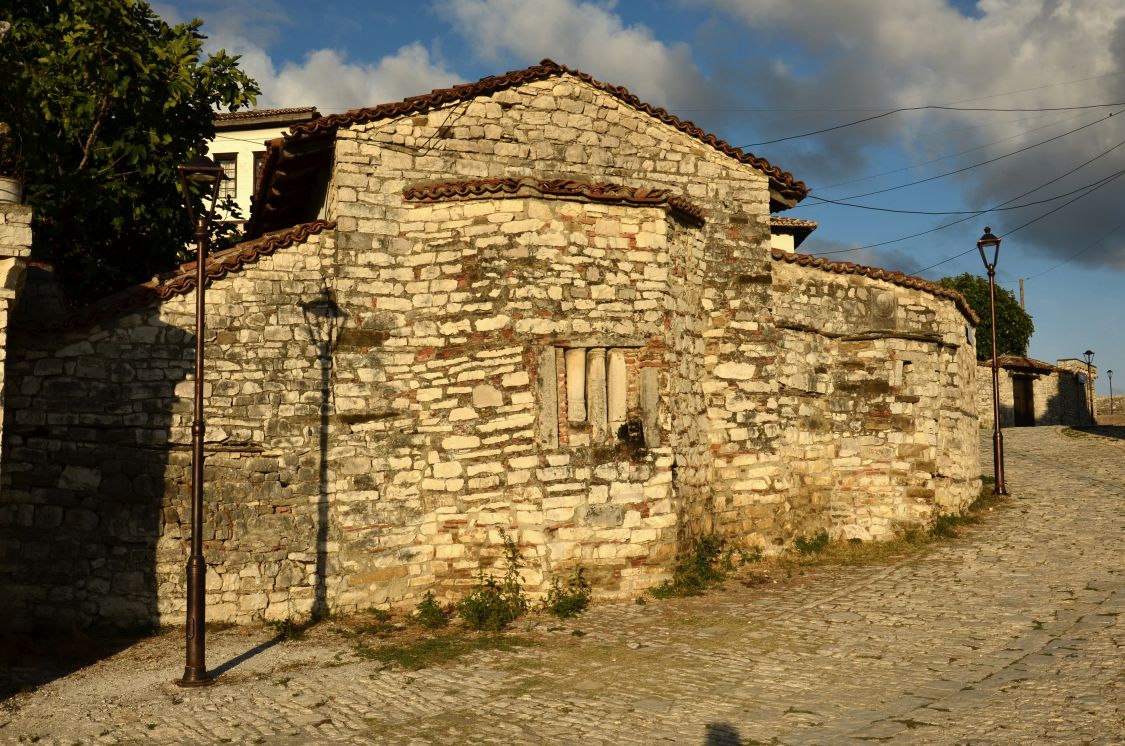 Церковь Феодора Студита, Берат (Албания, Прочие страны). фасады, вид с востока