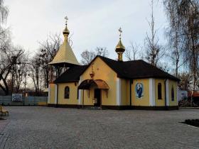 Докучаевское. Церковь Петра и Павла