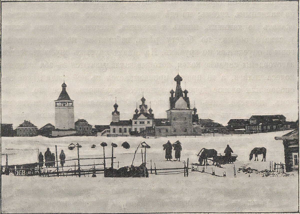 Храмовый комплекс. Соборы Рождества Пресвятой Богородицы и Богоявления Господня, Мезень (Мезенский район, Архангельская область). архивная фотография, Видс с юга. Фото Я. И. Лейцингера из книги А. П. Энгельгардта, до 1897 г.