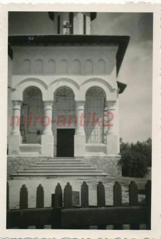 Церковь Иоанна Предтечи, Эфорие-Суд (Констанца, Румыния). архивная фотография, Западный фасад. Фото 1943 г. с аукциона e-bay.de