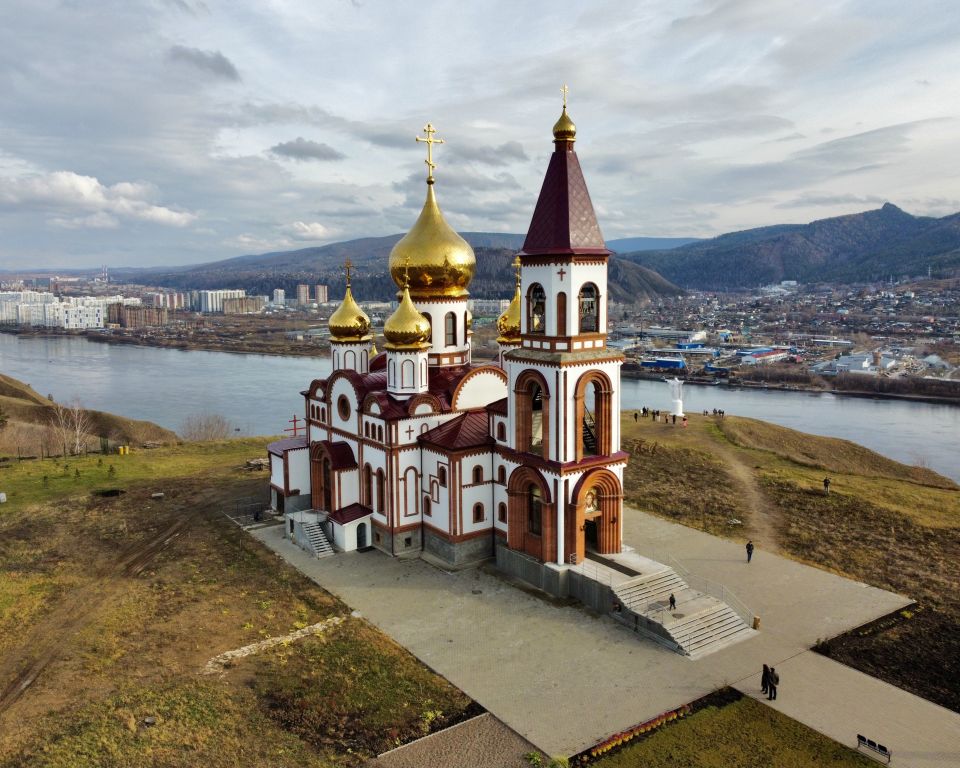 Церковь Новомучеников и исповедников Церкви Русской, Красноярск (Красноярск, город, Красноярский край). фасады, Вид с СЗ